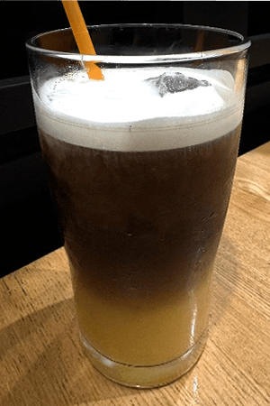 TVアニメ「フードコートで、また明日。」コラボ特設ページ