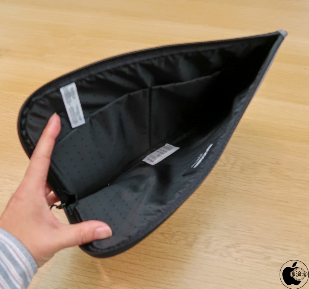 Apple Store、IncaseのMacBook Pro 14インチ用スリーブケース「Incase