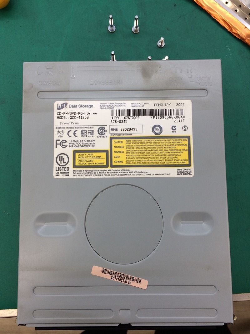 iMac G4 Flat Panel 15-inch DVDが動作しない 修理