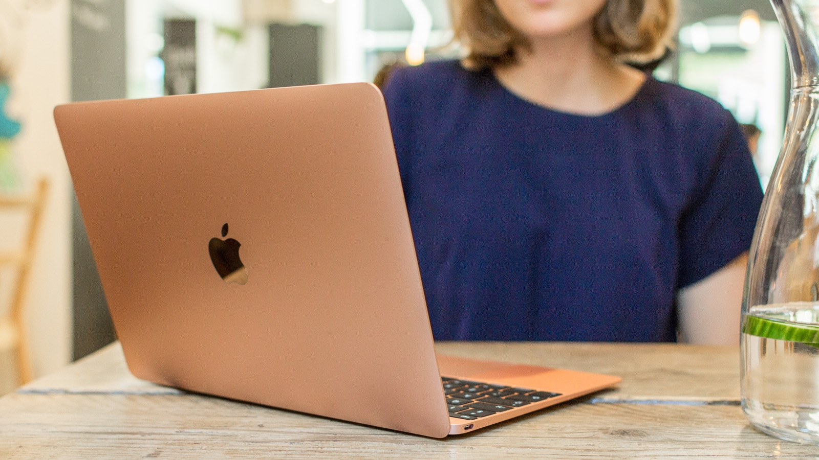 MacBook (2017) review: Now a more compelling choice | Macworld