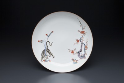 柿右衛門色絵梅竹虎文皿 | 商品詳細 東洋古陶磁の前坂晴天堂