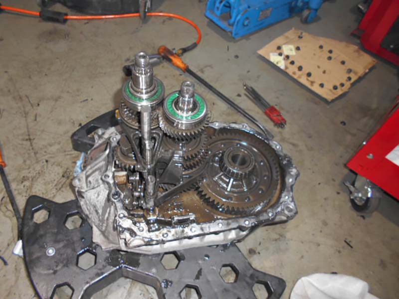 アバルト595ミッション修理 | アルファロメオ専門店 マジック