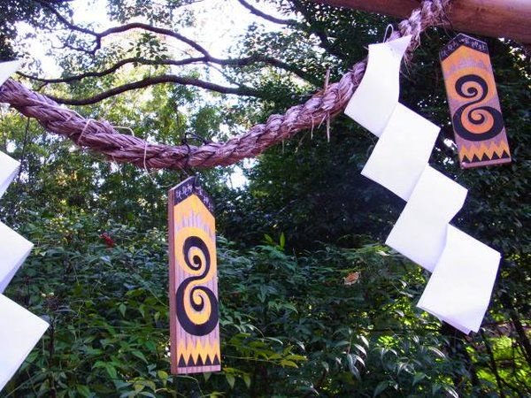 稲荷】神社ガイドと伏見稲荷お山めぐり、聖地・稲荷山の神秘:～千本