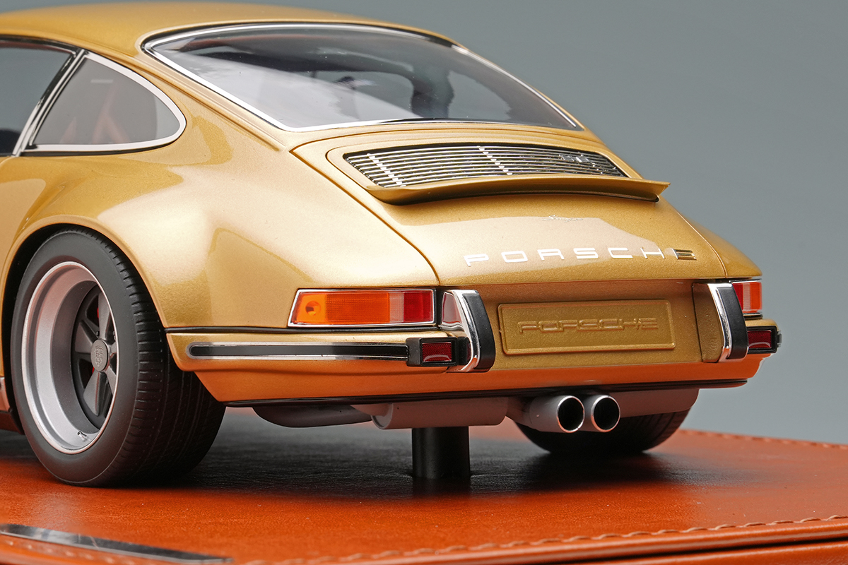 Make Up Co., Ltd. / Singer 911 (964) Coupe