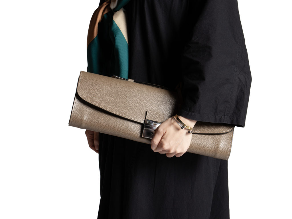 BAGS 】NEW ARRIVAL 様々なシーンに対応するブリーフケース ”ソット