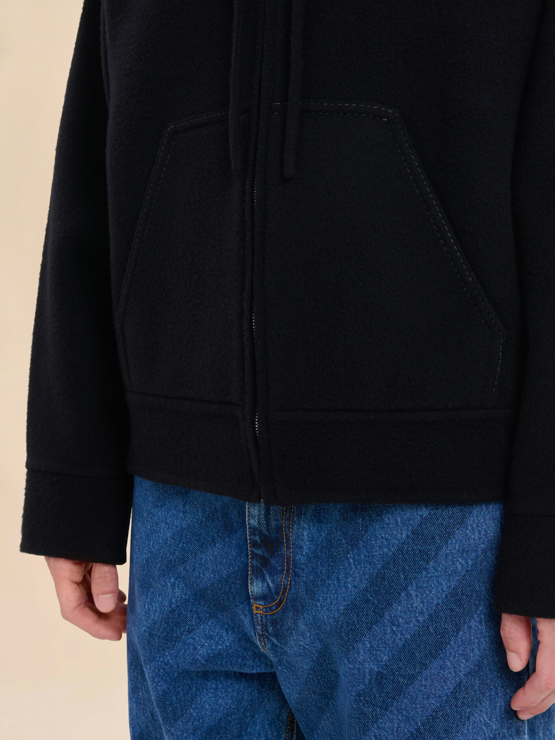 ブラック ウール＆カシミアフード付きジャケット、マルニシンボル入り