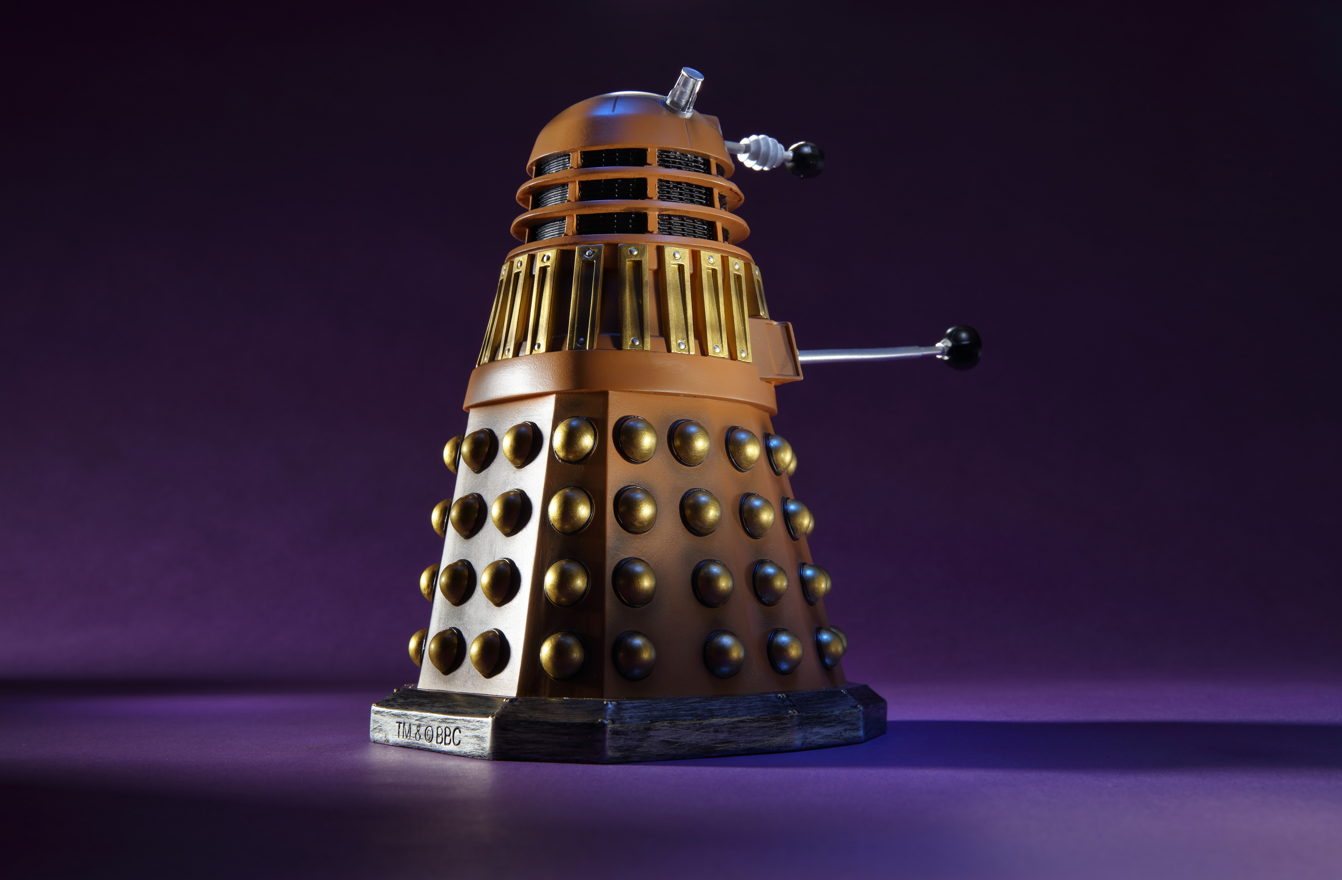Bronze Dalek - Midsize– Master Replicas
