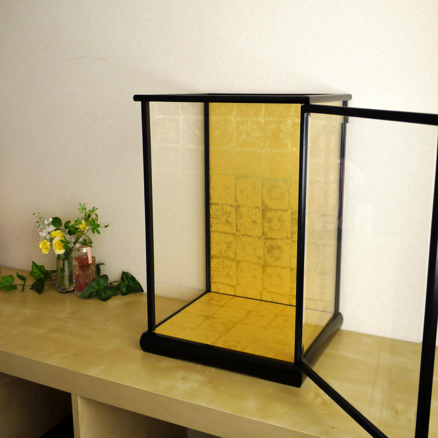 11号,12号用 国産 最高級人形ケース 黒塗前扉 前ガラス面取 市松人形