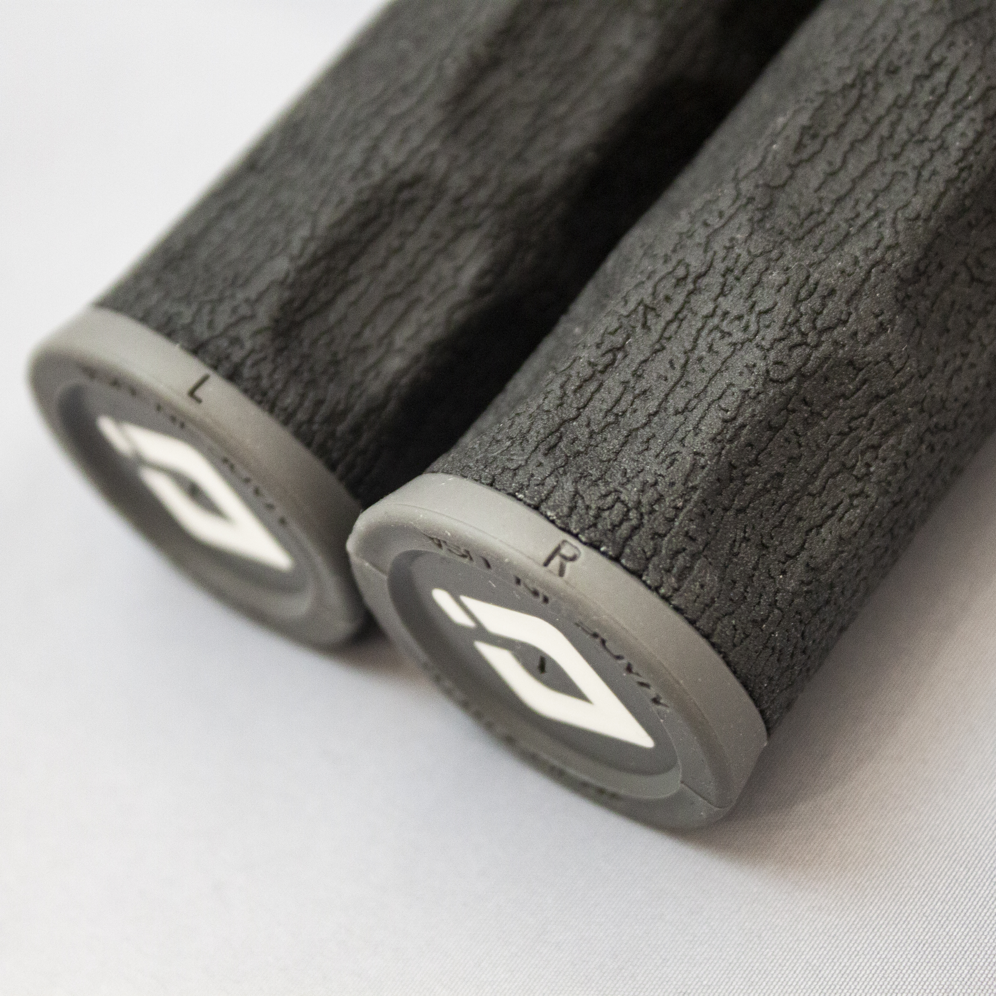 ODI】DREAD LOCK にグレーカラーが追加されました | ニュース