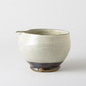 小鹿田焼 坂本工窯 長片口 白 ｜ みんげい おくむら （日本と世界の民芸）