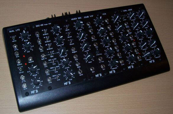 MFB MEGAZWERG アナログシンセサイザー(セミモジュラーシンセ) MFB