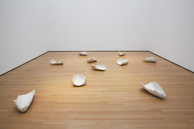 小川 待子 | コレクション一覧 | 豊田市美術館