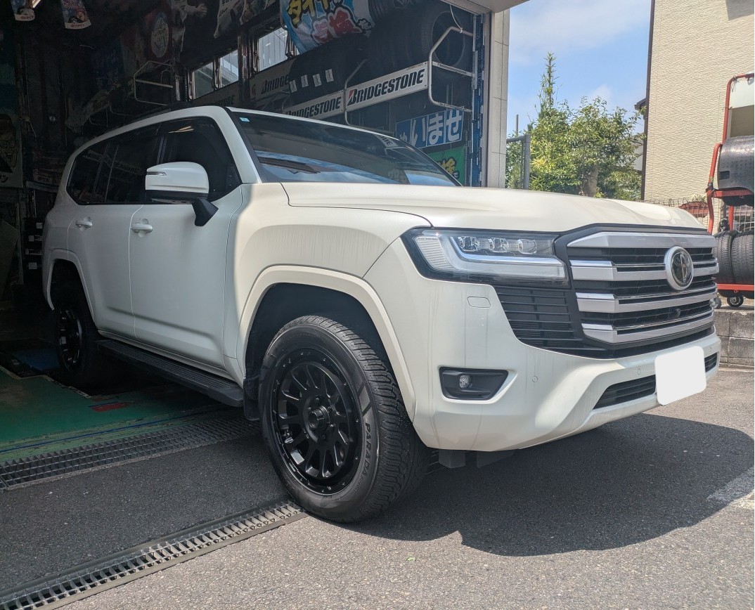 ランドクルーザー300 ヨコハマ パラダPA02 275/55R20 | 技術・サービス