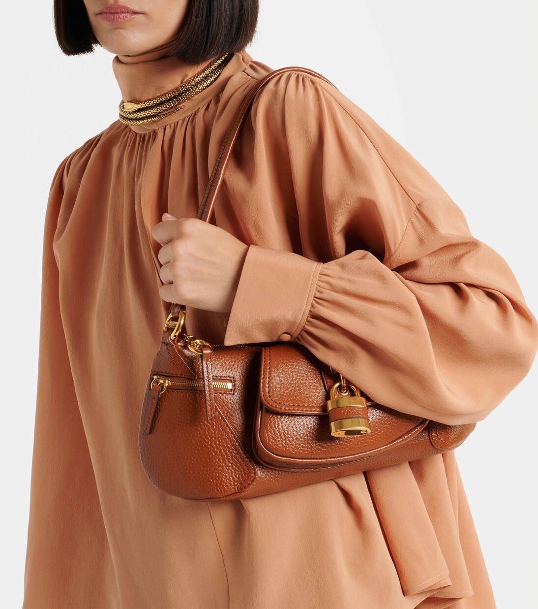 The 99 Small leather shoulder bag in brown - Chloe | Mytheresa