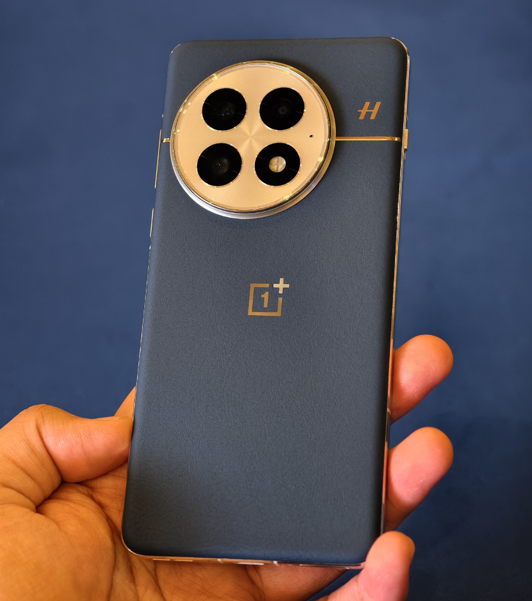 Detalhes do lançamento global do OnePlus 13 e OnePlus 13R vazam