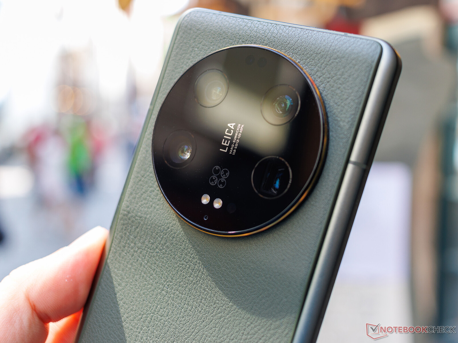 Xiaomi 13 Ultra lands in Europe with flagship pricing