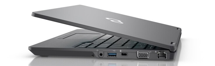 Fujitsu LifeBook U7311 Laptop Review: A lot of ports