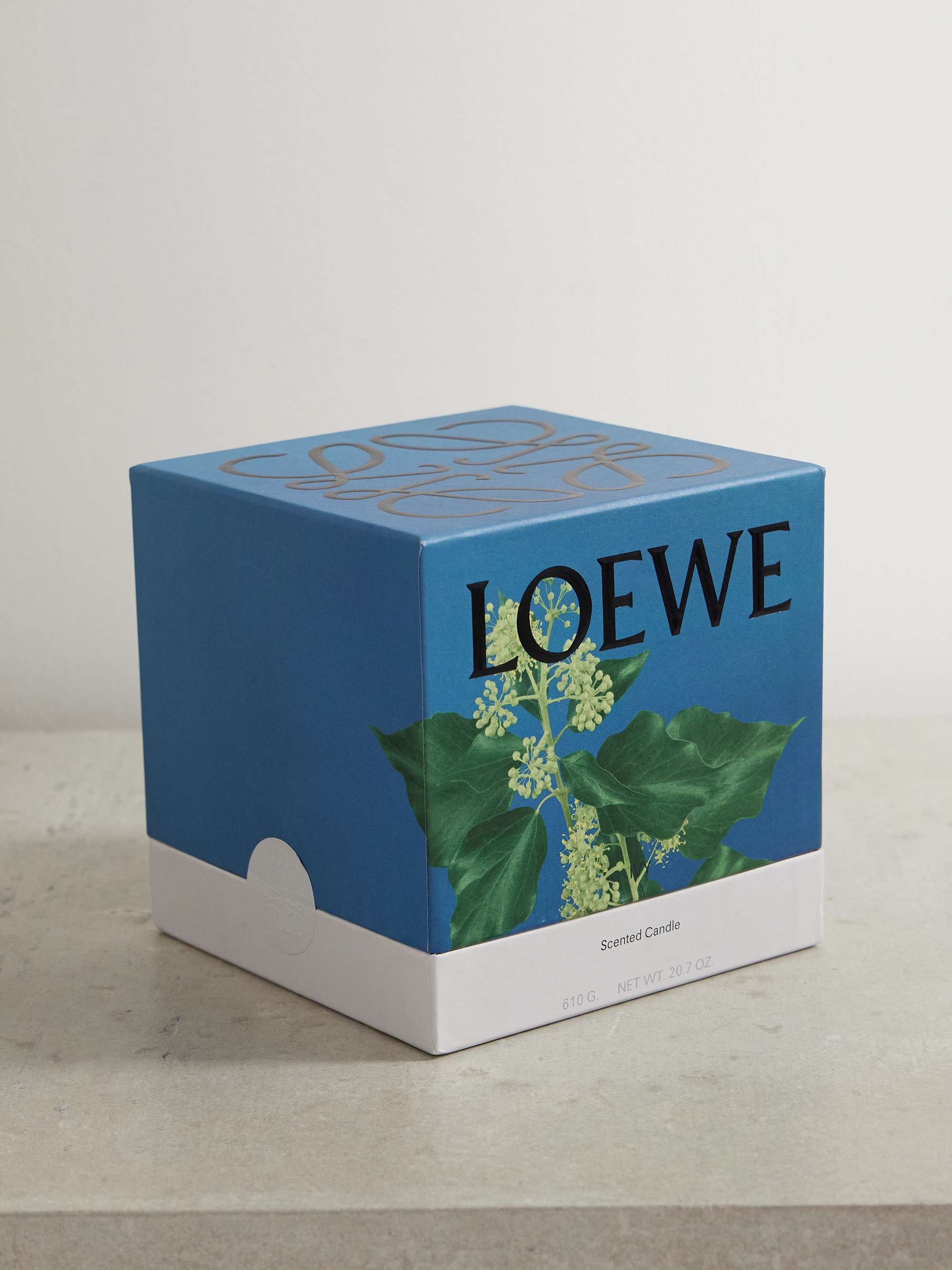 LOEWE PERFUMES Ivy medium scented candle, 610g | NET-A-PORTER