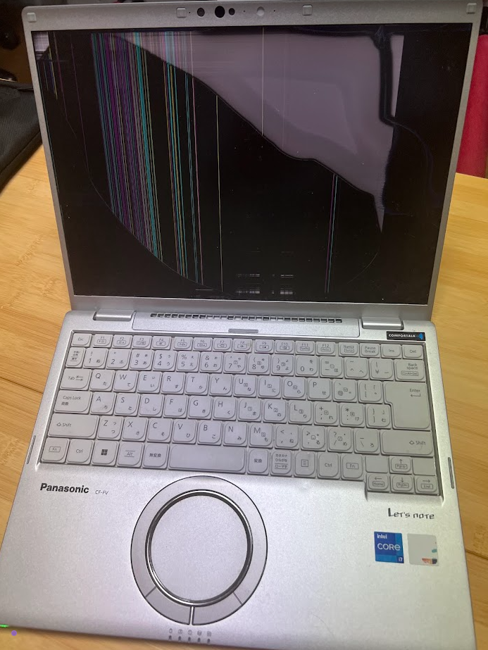 Panasonic Let's note FV1CF-FV1M5LACの液晶が割れたので修理をして