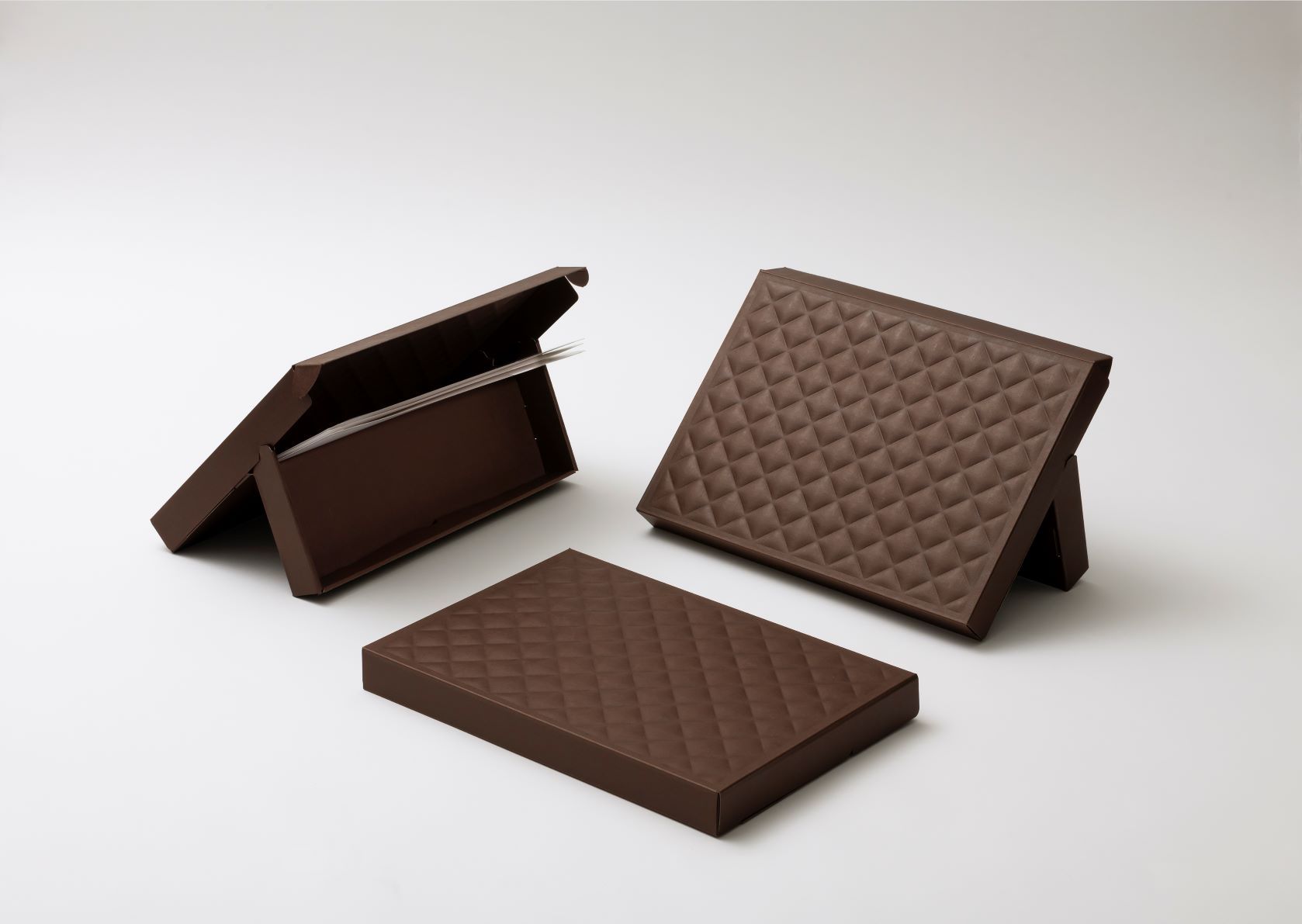 特種東海製紙 「ハイエンボスボックス」テスト販売開始、キルティング