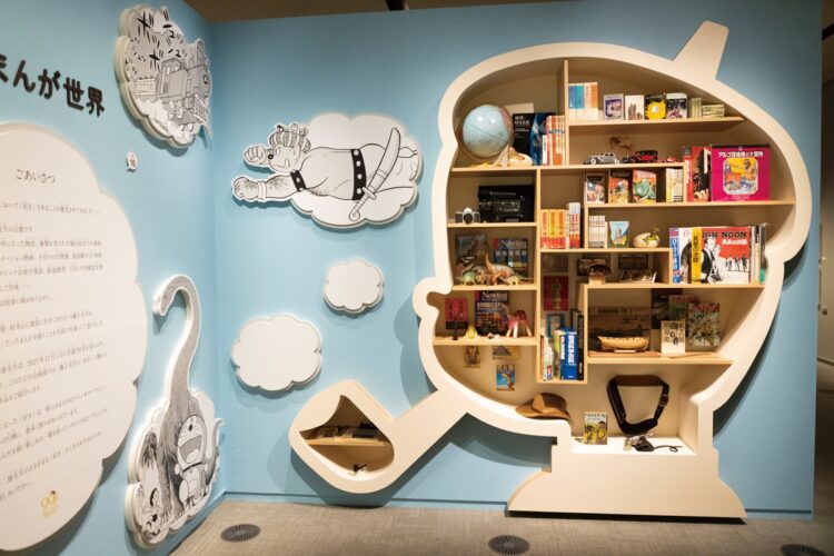 貴重！藤子F不二雄大全集 専用本棚 割引 藤子不二雄大全集 専用本棚