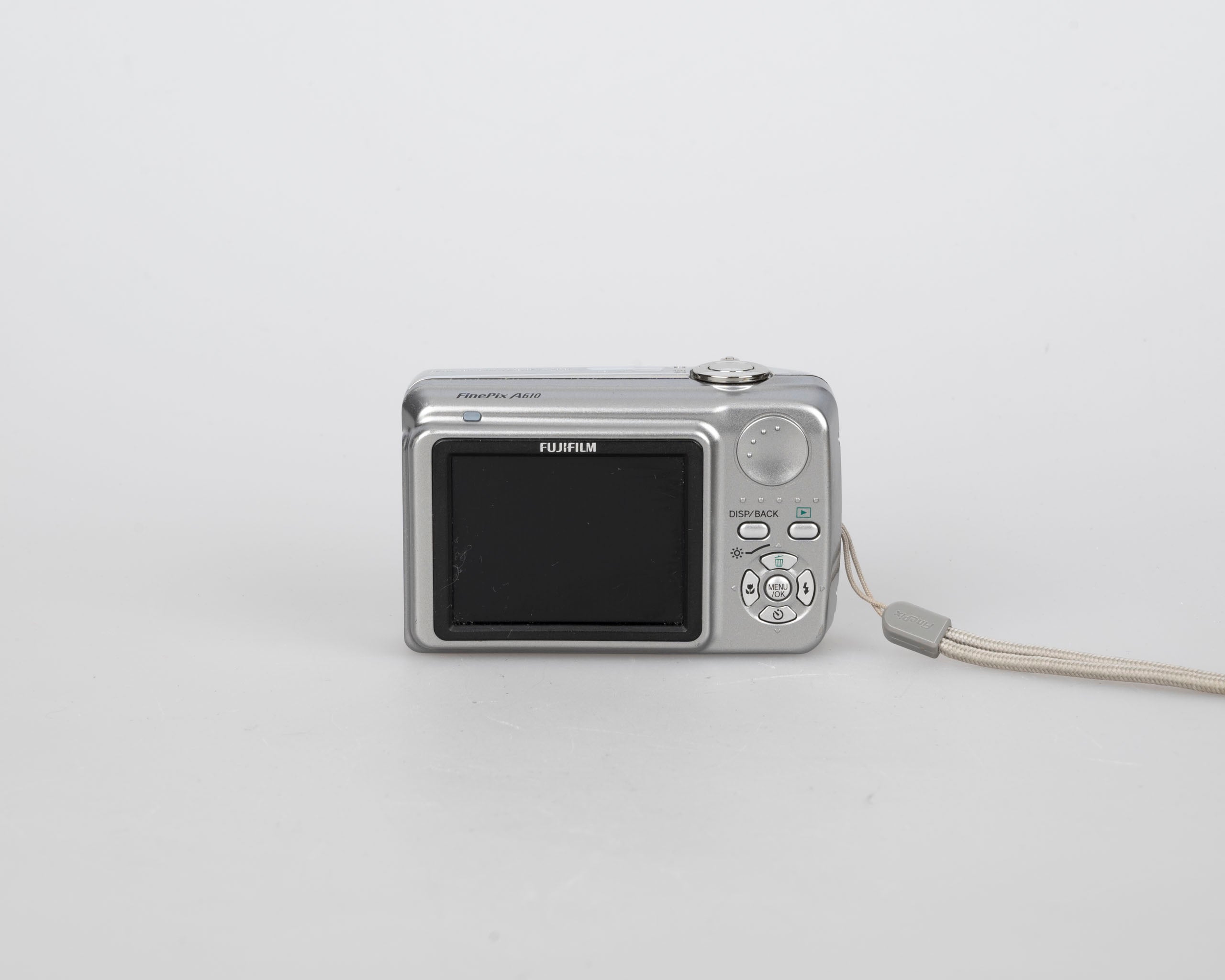 Fujifilm Finepix A610 6.3 MP CCD sensor digicam (uses AA batteries