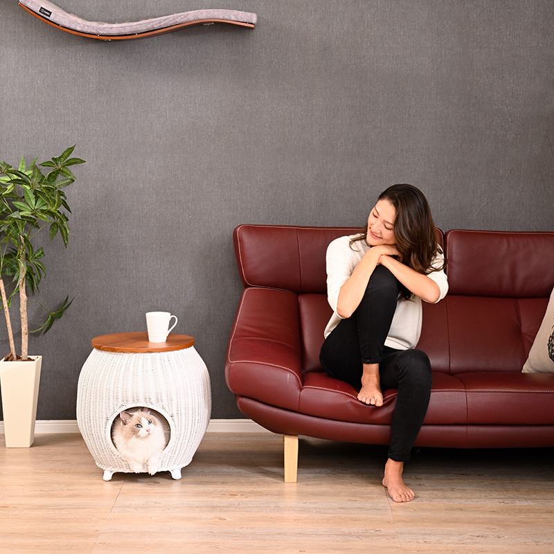 ネコセカイ 公式オンラインショップ / ラタンサイドテーブルベッド