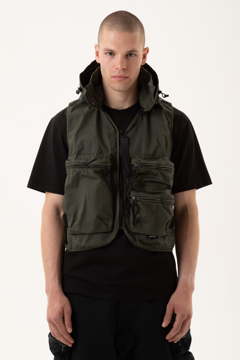 NMN_E23262_303 [PAKY _ COATED RIPSTOP COTTON MULTIPOCKET VEST] – NemeN