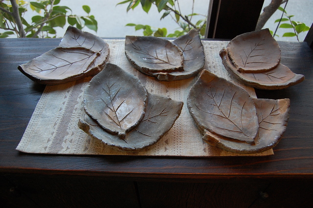 原田拾六 備前かせ胡麻葉皿5枚揃(共箱) 16cm Bizen leaf shaped plate