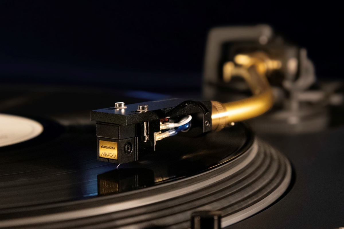 MP型ステレオカートリッジ MP-700・「MPシリーズ」の最高級 モデル