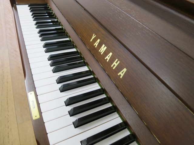 YAMAHA W110BW（中古ピアノ） | 名古屋ピアノ調律センター