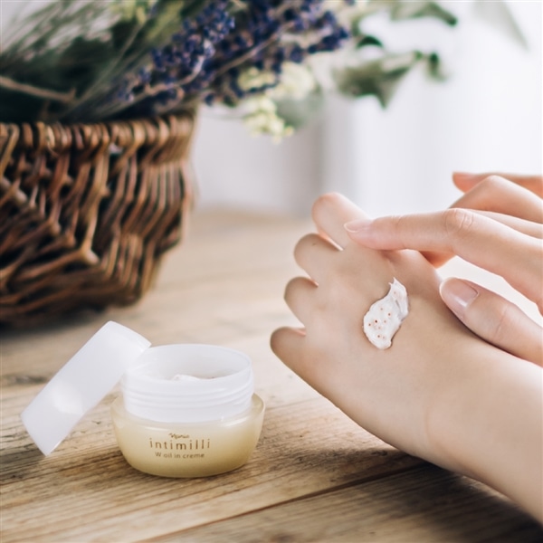 Wオイルイン クリーム: シリーズから探す / ナリスオンラインストア