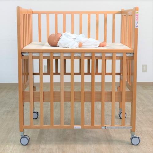 ヤマサキ 折りたたみコンパクトベッド Eタイプ マット付 MA-4 業務用