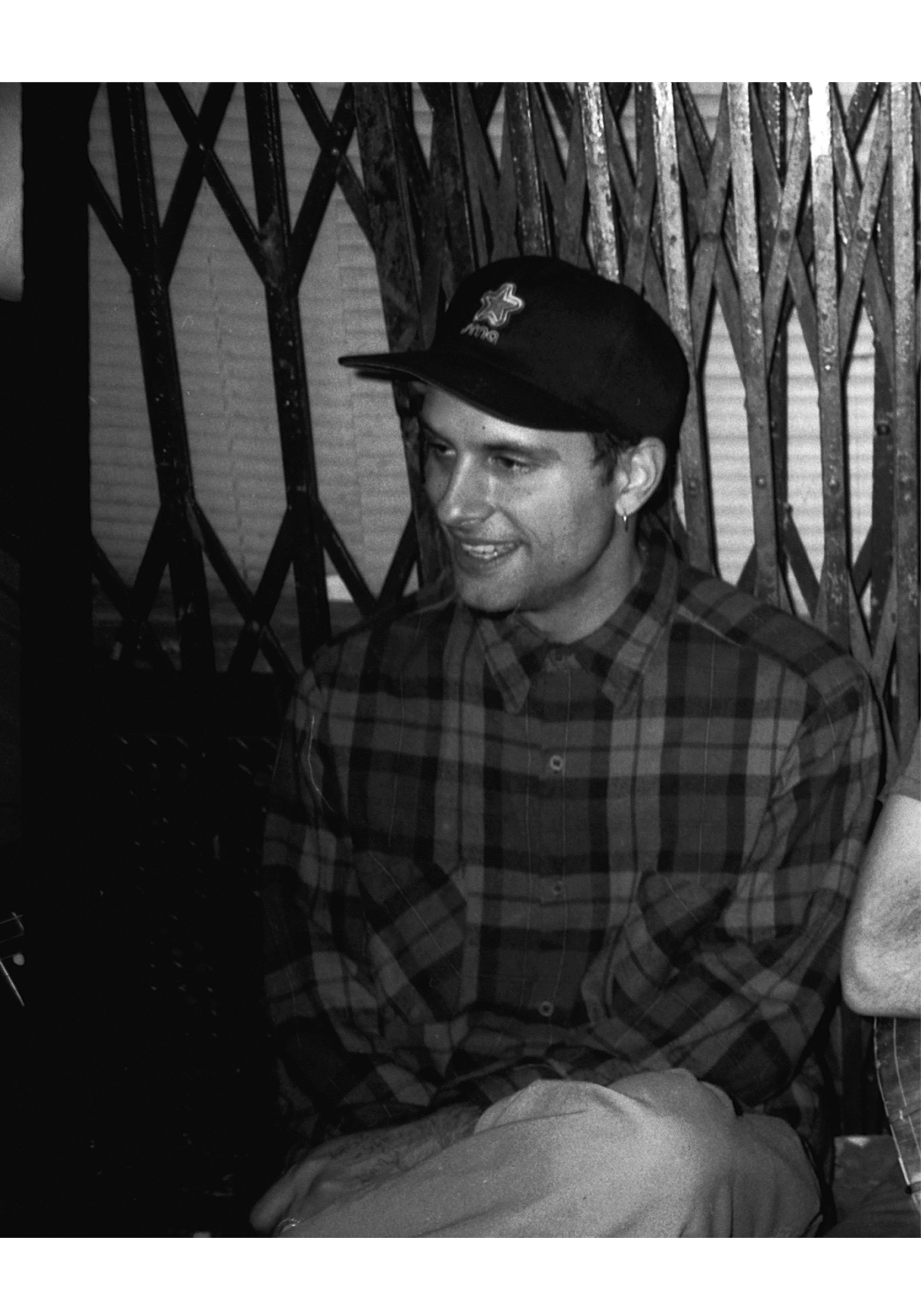 Nieves · Ari Marcopoulos