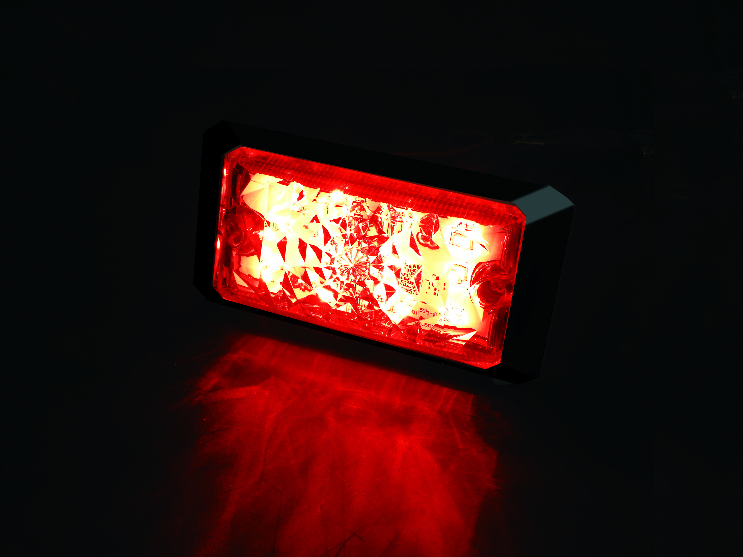 JB激光 LED角BIGマーカー 赤 12/24V共用｜製品情報｜日本ボデーパーツ