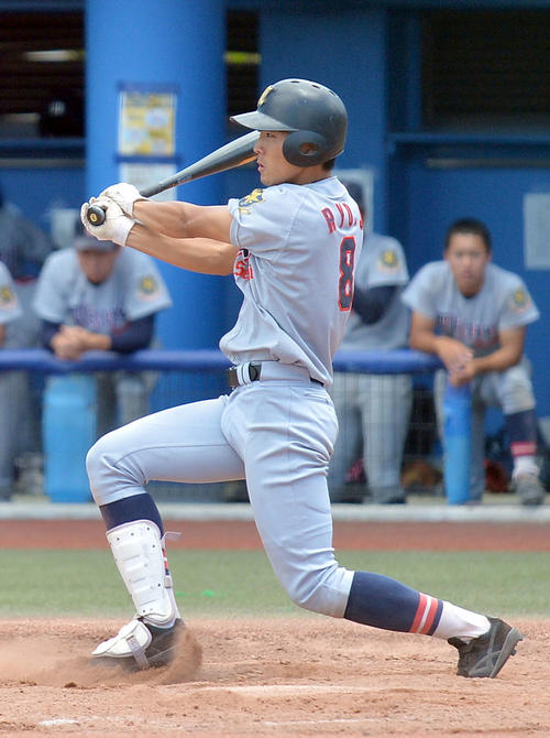仙台育英、自粛明け初の練習試合で青森山田を圧倒 - 高校野球写真