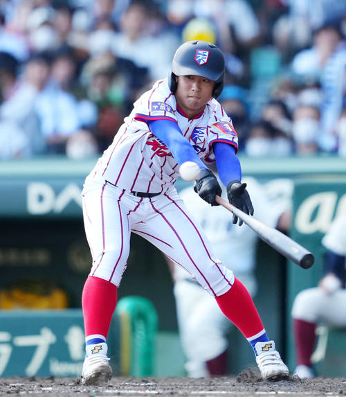 甲子園】下関国際が初4強 大阪桐蔭の春夏連覇阻止 三重殺でピンチ脱し