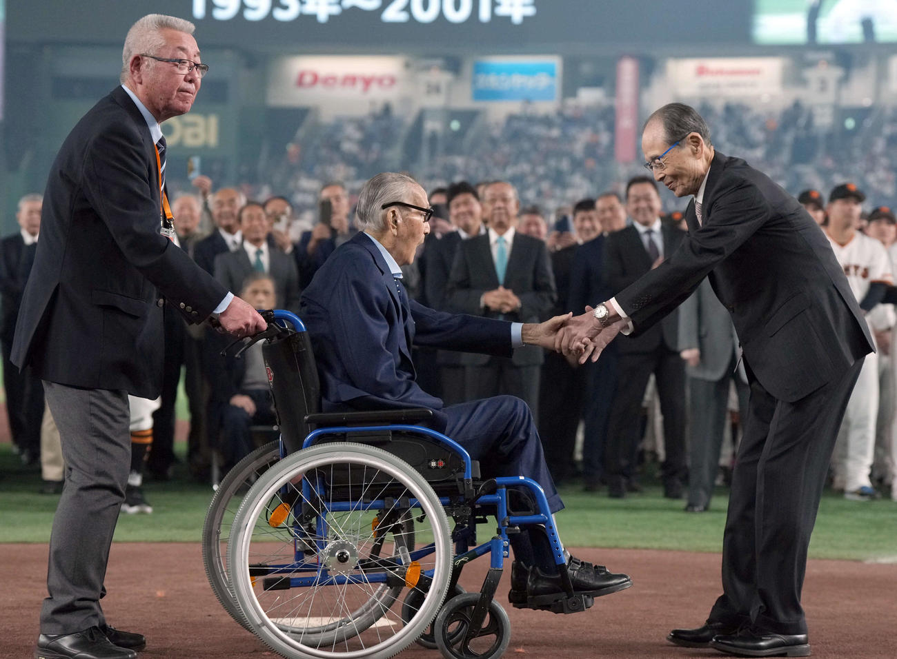 ON並び立つ 88歳長嶋茂雄終身名誉監督と84歳王貞治会長がファンフェス