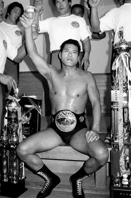 新日本IWGPヘビー級 初代王者はアントニオ猪木 - プロレスの月曜日