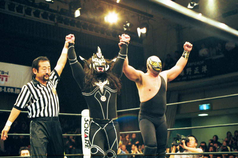 スーパー・ストロング・マシン引退「悔いない」 - プロレス : 日刊スポーツ
