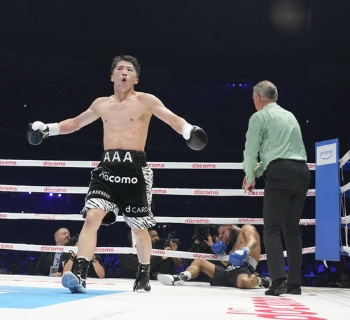 井上尚弥、額装ピンズセット発売 直筆サイン入りプレミアム版は限定100