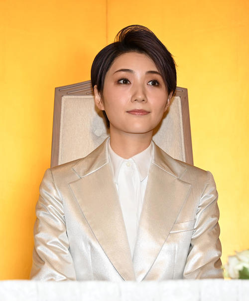 退団会見】宙組トップ芹香斗亜、18年「ひじょうにエキサイティング」彩