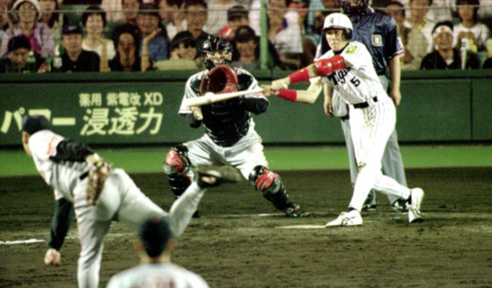 THE GAME〈6〉1999年6月12日：阪神5―4巨人】新庄が敬遠球を！ - プロ