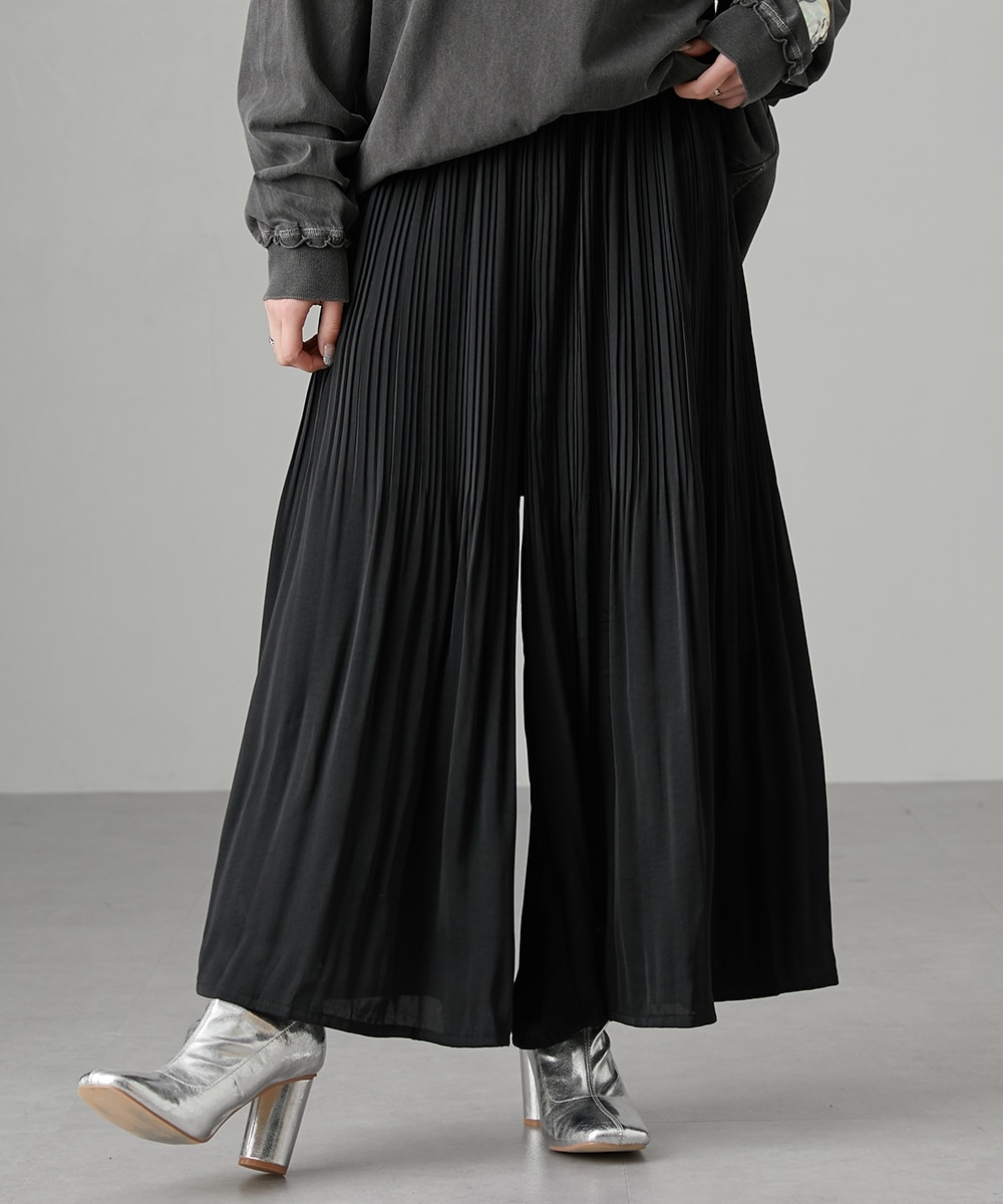 ヴィンテージサテン消しプリーツワイドパンツ［Soiunique］ 通販