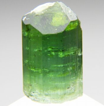 ルベライト 657(大型) ロシア - 鉱物標本・隕石標本販売のWeb専門店