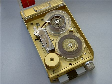 テープレコーダー