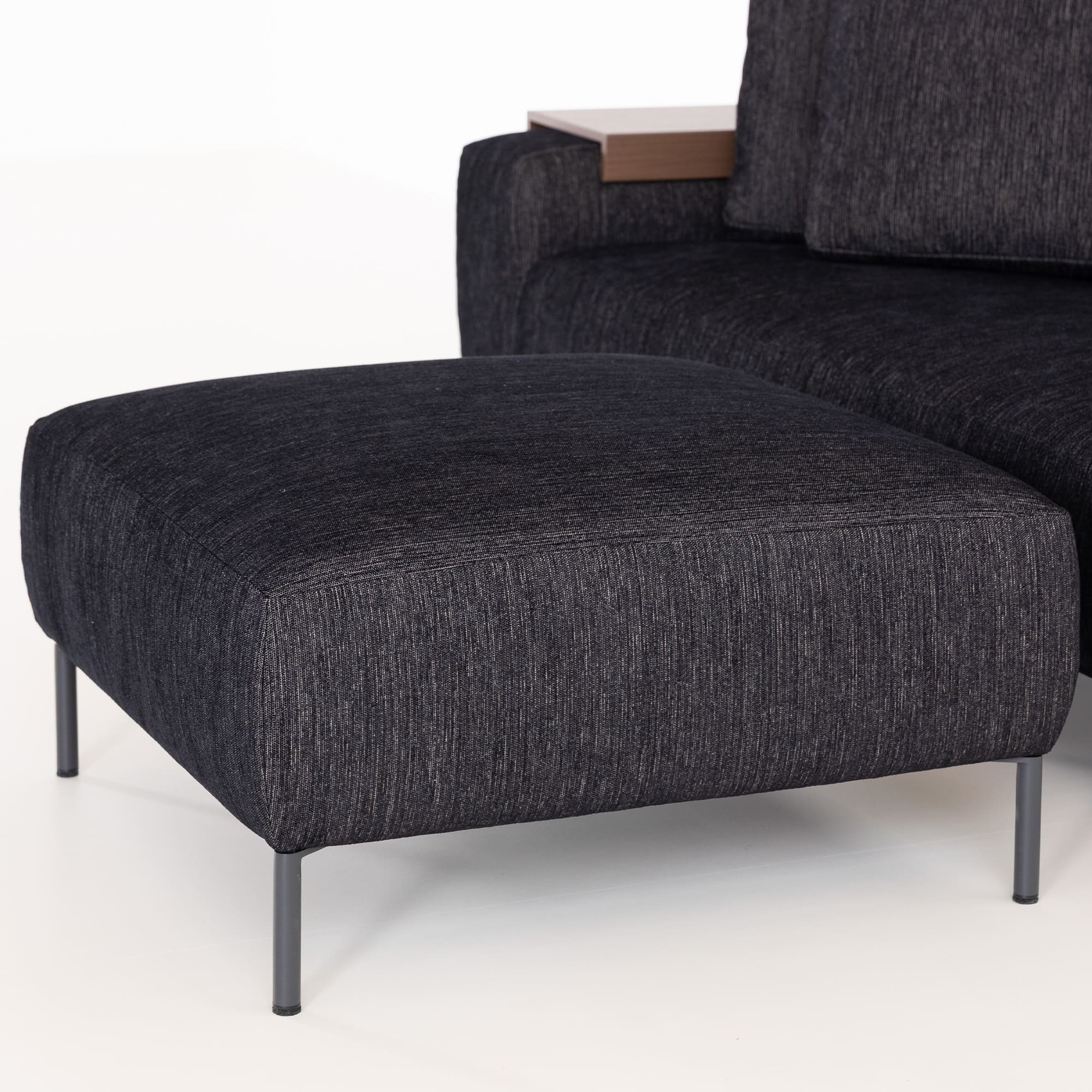 Decibel C4 オットマン」 製品詳細ページ | 国産ソファブランド NOYES