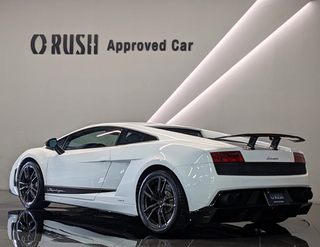 ランボルギーニ ガヤルドLP570－4 Sレジェーラeギア 4WD