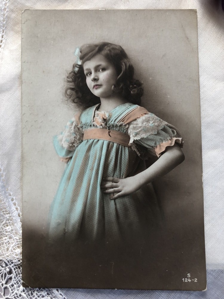 Snowdrop Postcards アンティークポストカード専門店