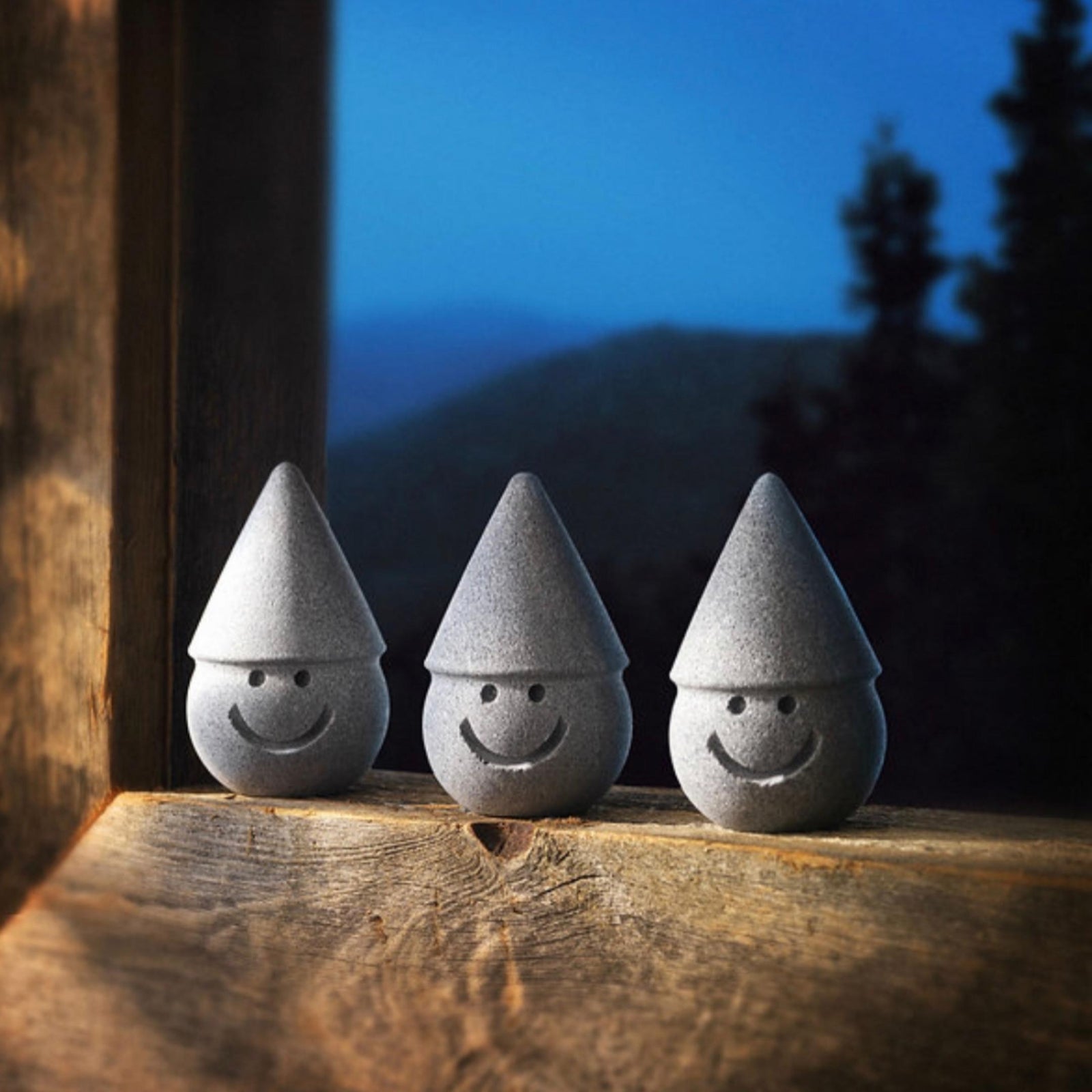 tahvo_02_1600x.jpg?v=1645425894